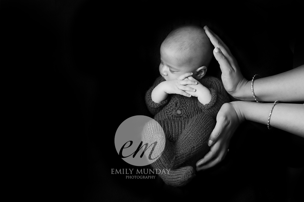 studio newborn photo shoot photography Plymouth Devon Emily Munday Monday 