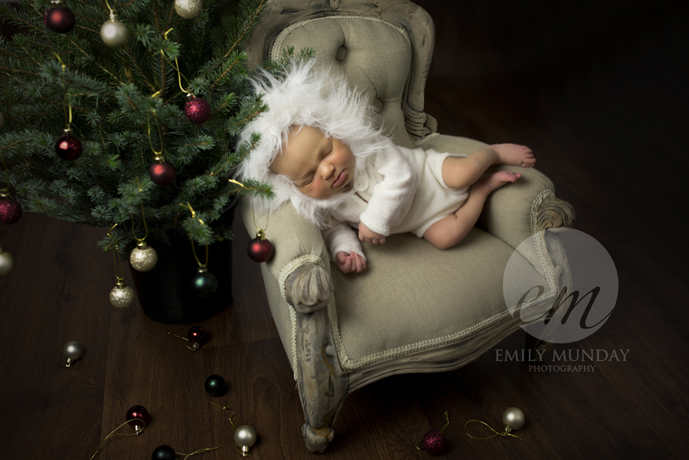 Christmas studio newborn session emily munday monday plymouth devon cornwall photos tog photographer photography posed 