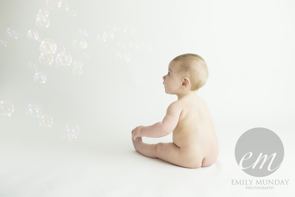 emily munday monday photos photography photographer plymouth devon cornwall newborn studio posed little sitter session