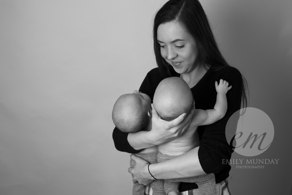 twins emily munday monday photos photography photographer plymouth devon cornwall newborn studio posed 