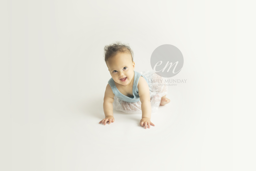 studio photos images photography emily munday monday plymouth devon cornwall chair little sitter newborn photos pictures family turquoise simple