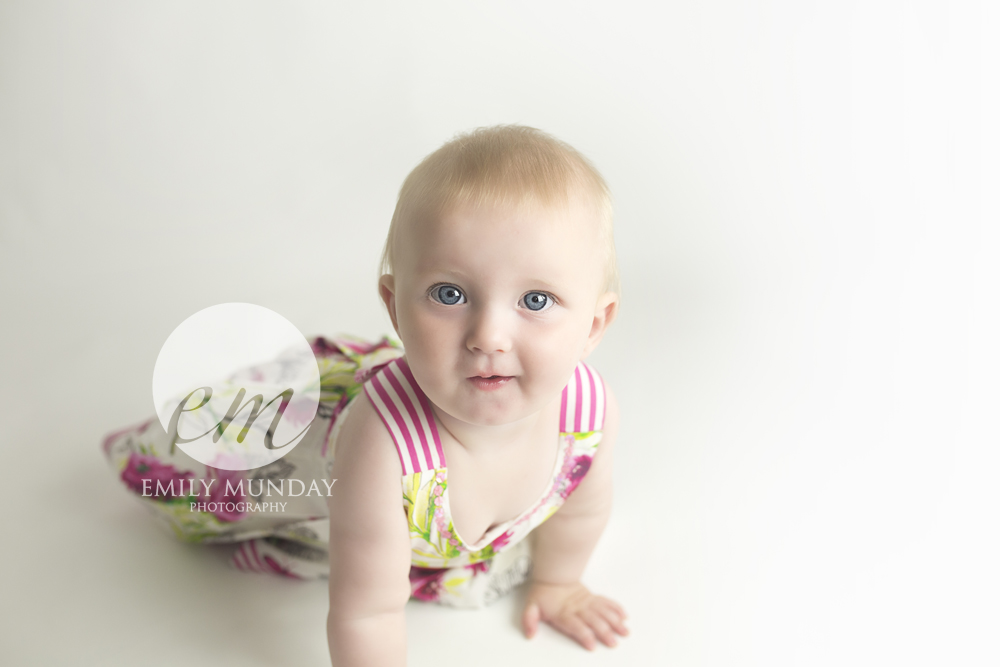 Simple little sitter photo shoot plymouth emily munday monday studio baby photography photographer